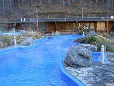 テカポスプリングス　温水プール